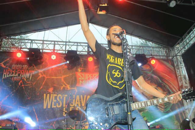 Oleh oleh kemarin at HELLPRINT weat java invantion fest