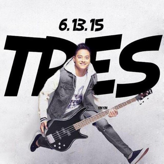 darkvaperxxvi's tweet photo. Sinong ready na for TRES? ๐๐๐๐๐๐๐ WAAAH! #TRESFever -๐ http://t.co/MiU2ULA4Jv