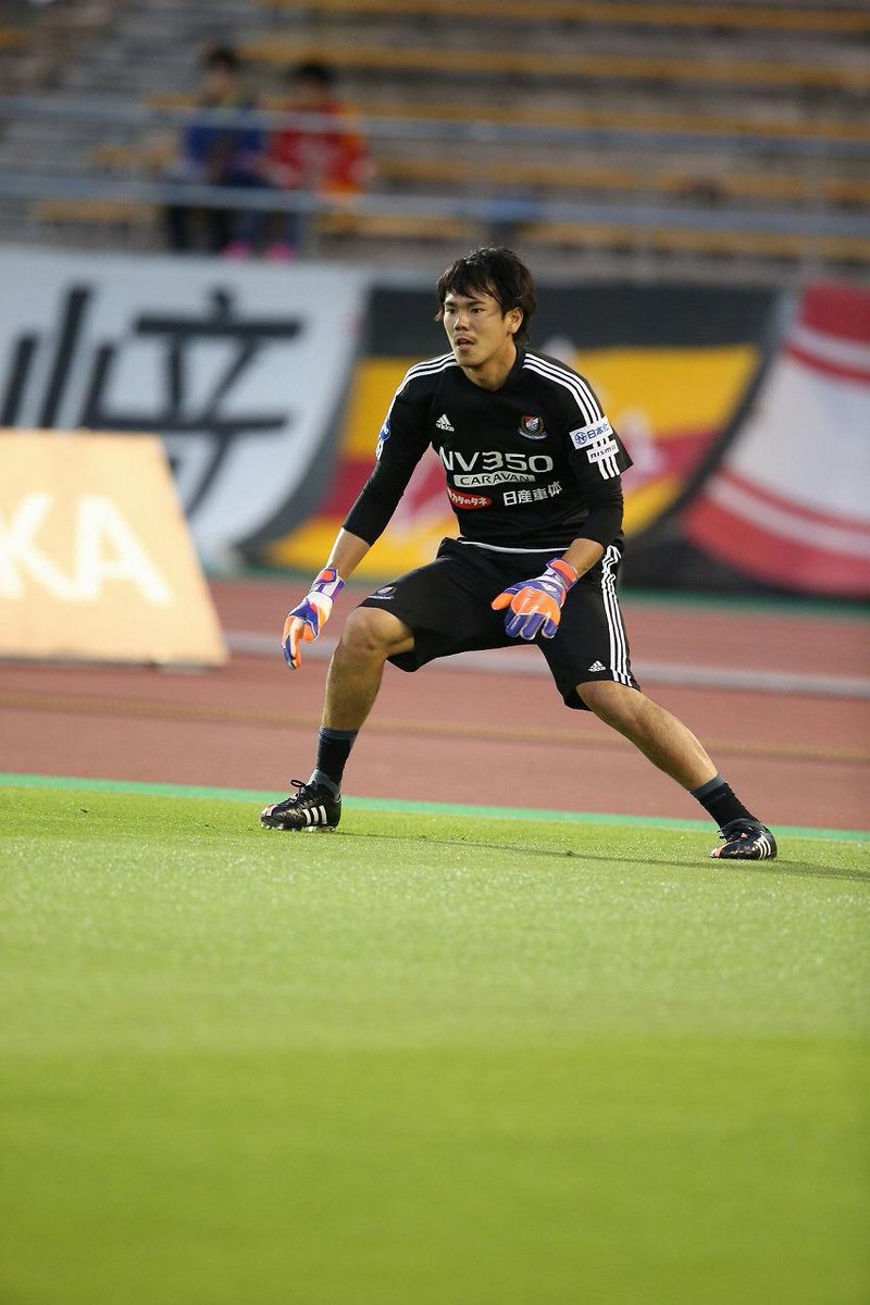 横浜f マリノス 公式 ナビスコカップ 名古屋戦 昨年7月の天皇杯2回戦 ホンダロックsc戦以来となるベンチ入りの鈴木椋大選手 出身地の愛知凱旋に気合の表情です このあと19時キックオフ テレビ放送 スカパー Fmarinos Http T Co