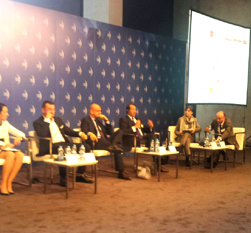 CushWakeCE's tweet photo. #Property session at the #EuropeanEconomicCongress in Katowice has started @CharlesTaylorPL explaining the market now http://t.co/y8a1KBUnto