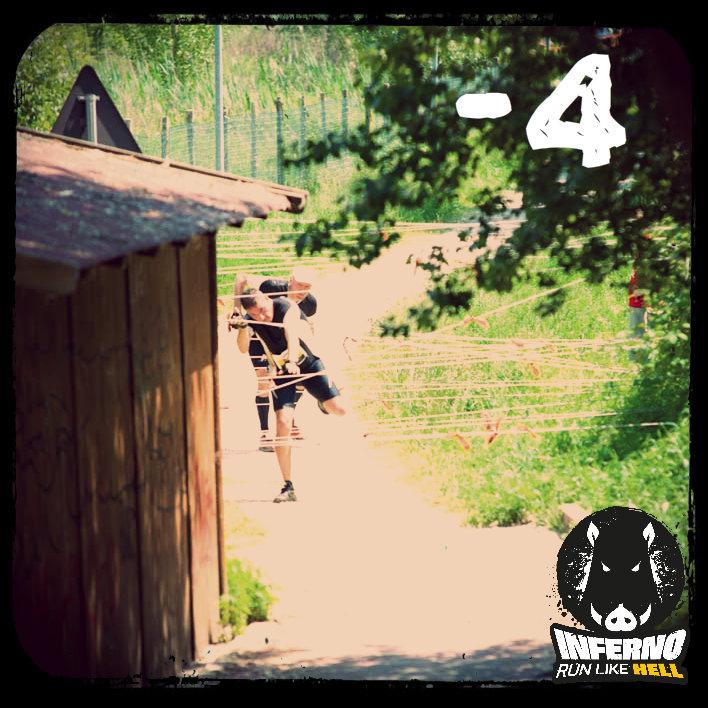 RunInferno's tweet photo. #runlikehell #mudrun #waitingfor 9 maggio #AreYouRead?Ricordate: ci sarà anche da #correre!! http://t.co/e0TeIGcHVR