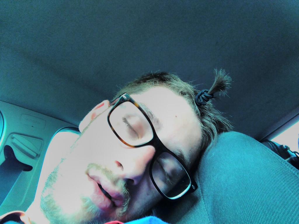 " 8 motivos para enamorarte de un scout wp.me/p29a4V-57q" Motivo 9: <a href="/Ba_nano/">N</a>