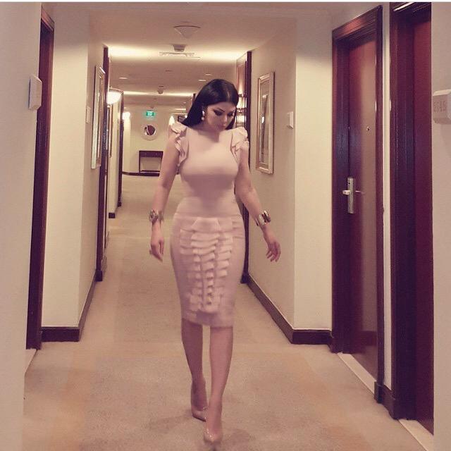 ZahraHw's tweet photo. The WALKING perfection in nude😍
mon bééééébéééééé 😭😍❤️
#worldsprincess @haifawehbe http://t.co/x6UogOKD3T