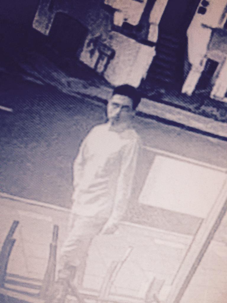FallowDeerCafe's tweet photo. CATCH THIS MAN CAUGHT ON CCTV SCRATCHING THE FALLOW WINDOWS LAST NIGHT rt @Teddington_Town http://t.co/ckZNKqX5Yz