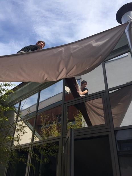 Q21_vienna's tweet photo. Vorbereitungen für den Videodreh mit @brokenrules #knowQ21 http://t.co/oPPXoiwLZX