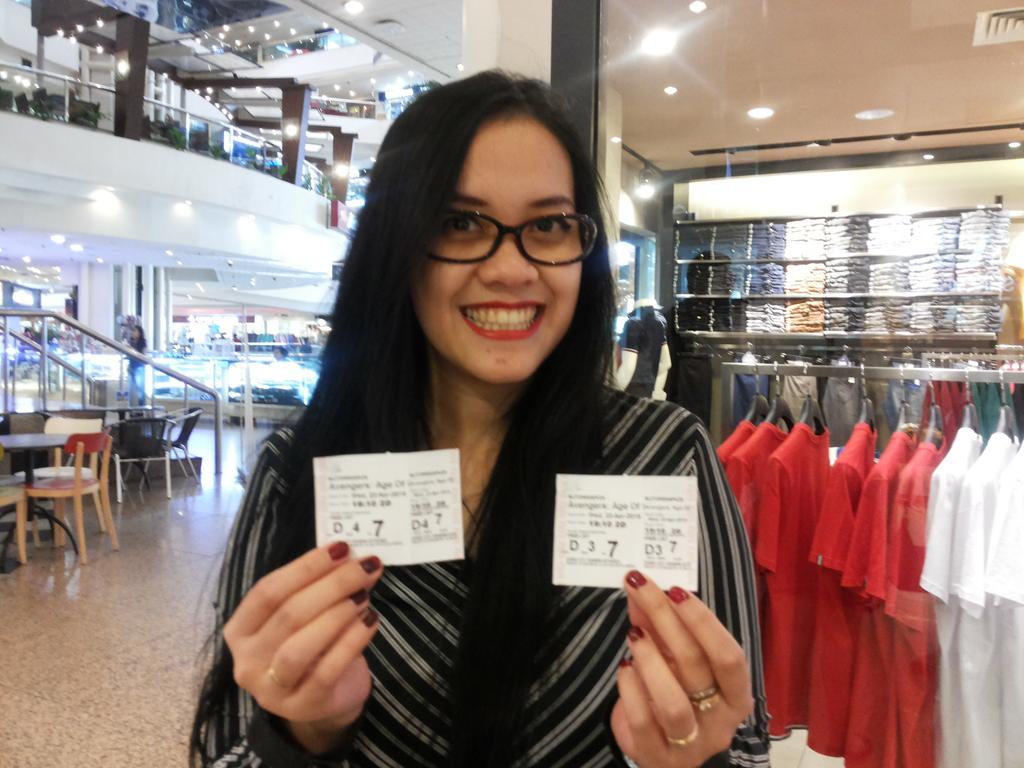 sisca_kusuma's tweet photo. Thanks Grab Taxi dapet tiket nonton The Avengers gratis malam ini di PP!!  @GrabTaxiID http://t.co/Js9Lo70sCp