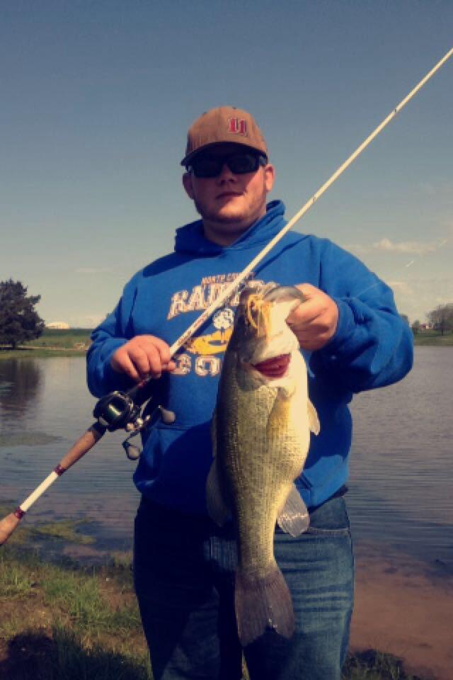 ShowMeOutdoors's tweet image. @Lbasler7 and @_brandonhale caught a couple good ones this morning!! #fishRAW