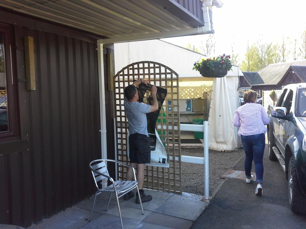 PerthRacecourse's tweet photo. Finishing touches last night! Mackies Icecream Hut and Pimms Hut will be queued out with this weather! #perthraces15 http://t.co/XRQUfFdQcD
