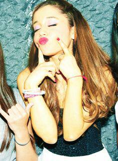 annemaree_95's tweet photo. Cutest girl ever 💋💜 http://t.co/ZECJHtXLlz