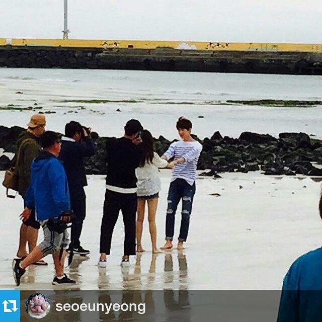 CDLTmlyWEAAXv0x.jpg:large