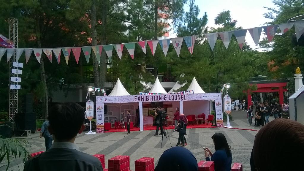 fitrianearf's tweet photo. Meet &amp; Greet AACarnival2015 @Your_Bandung @AACarnival2015 #aacarnival2015 #yourbandung #infobandung #infobdg http://t.co/tAlP4k57zB