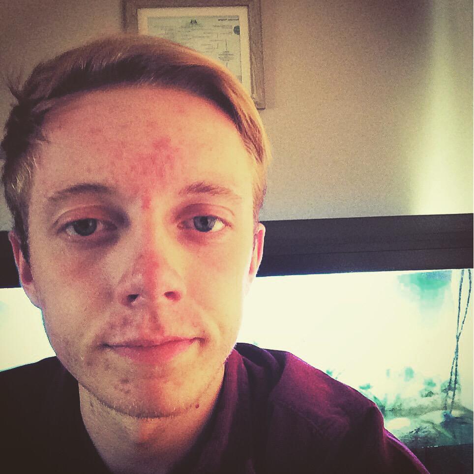 beachy222's tweet photo. #SelfieEsteem :))) http://t.co/EMJLoQ6fkA