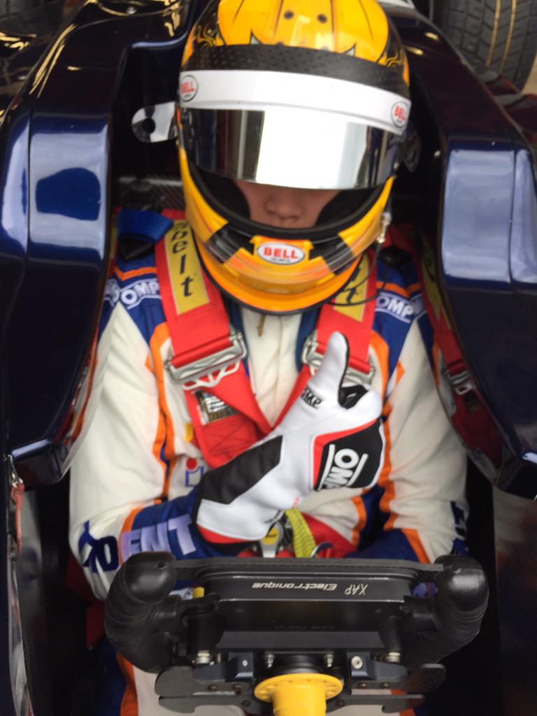 trident_team's tweet photo. #GP3 #Barcelona #TestSession2015 @ArturJanosz #Day1AM http://t.co/Dqnv4Gtb9H