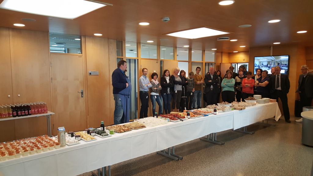 sverrebm's tweet image. Rørosmat på fylkestinget #stfk i dag.