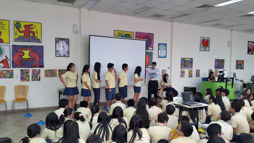 Quangn88143's tweet photo. Another great assembly to honor our hard working students!!! #aismsrocks http://t.co/t8iliSaqL3
