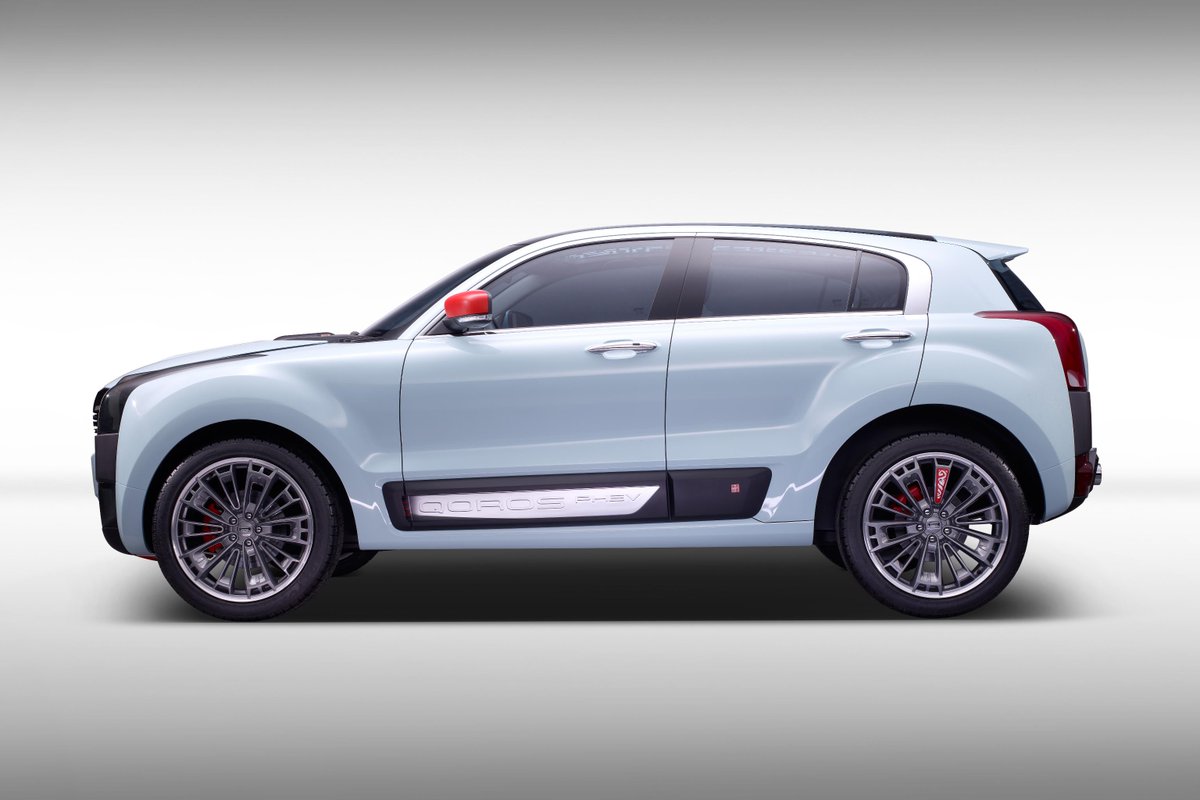 QorosAuto's tweet photo. The #Qoros 2 SUV PHEV Concept. Let us know what you think! #cars #ShanghaiAutoShow #shanghai2015 #design http://t.co/kBwgdoD8wO