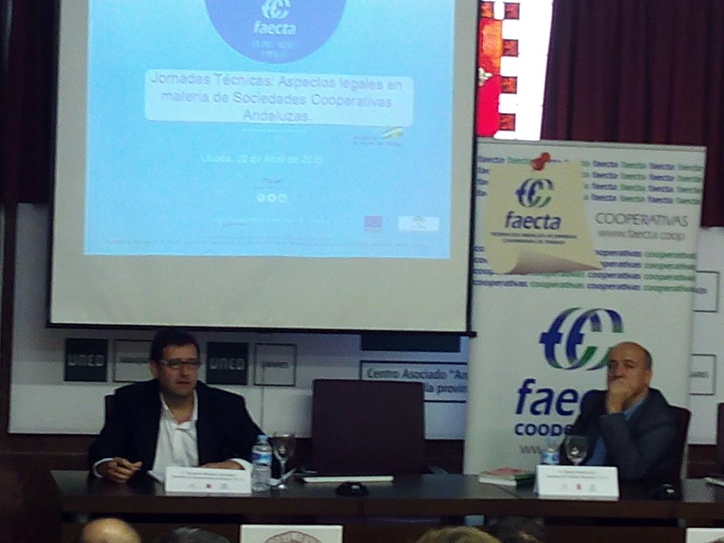 ColeVandelvira's tweet photo. Ahora estamos en las jornadas de trabajo "LA NUEVA NORMATIVA PARA LAS COOPERATIVAS" en Úbeda. http://t.co/RIbHUwFkfM