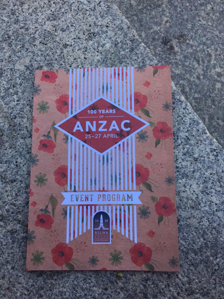 Mounia___NL's tweet image. Kings Park war memorial now. A beautiful evening overlooking the Swan River #perthnews  #anzac100 @RSLWA #PerthLegacy