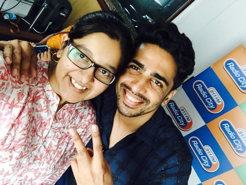 MeenalVPatil's tweet photo. What a great guy!! Unless u were in 'Vaasu' Mode ;) #totallycharming #adorablehunterr #Hunterrr with @gulshandevaiah http://t.co/8avouxQYjQ