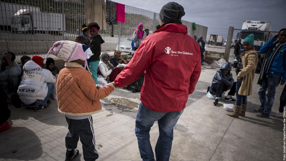 SaveChildrenIT's tweet image. Non lasciate annegare i bambini migranti nel Mediterraneo - FIRMA LA #PETIZIONE savethechildren.it/petizione #WhyAgain