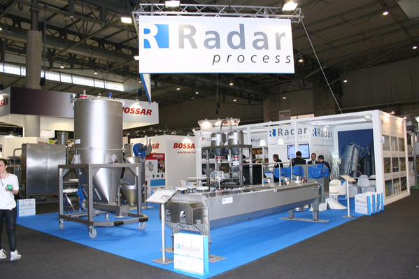 DulcesNoticias's tweet photo. #RadarProcess lleva más de 35 años en el mercado y está presente con su maquinaria en #hispack2015 @Hispackbcn http://t.co/XAkpQsx5jH
