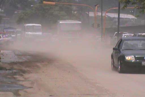 INDUAM's tweet image. En el #DiaDeLaTierra , @INDUAM saluda presentando sus supresores de polvo (Polucion) para minería y caminos rurales