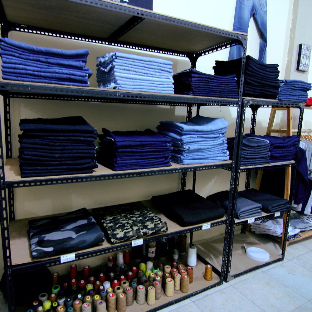 Bikin Jeans di <a href="/thedenimclub/">THE DENIM CLUB</a> yuk! Custom sesuka kamu harga mulai dari 170K. 
Jl. Sungai Ampal No 197, Balikpapan