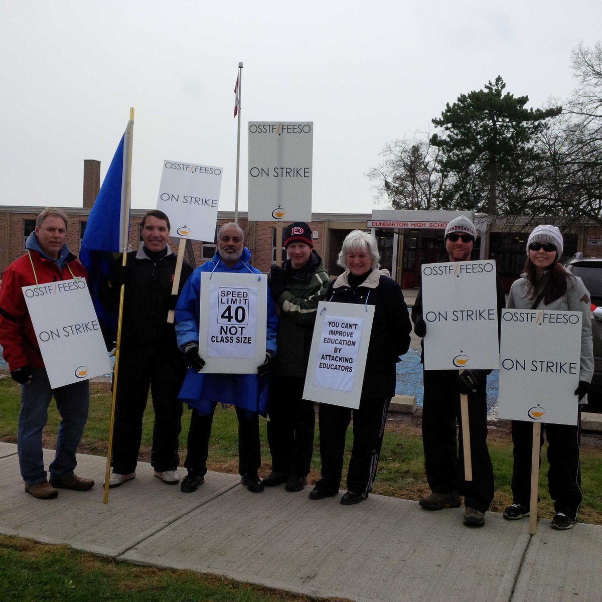 caslanidis's tweet photo. Cold winds and grey skies can't dampen spirits of teachers on #D13Strike. Day 3 and counting. #OSSTF http://t.co/PwOxf75gNy