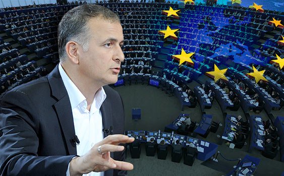 aktif_haber's tweet photo. Ekrem Dumanlı Avrupa Parlementosu'na Davet Edildi 
Şuan Canlı Konuşuyor!
http://t.co/pBfXHHpcj2 http://t.co/XGmB4EPXnv