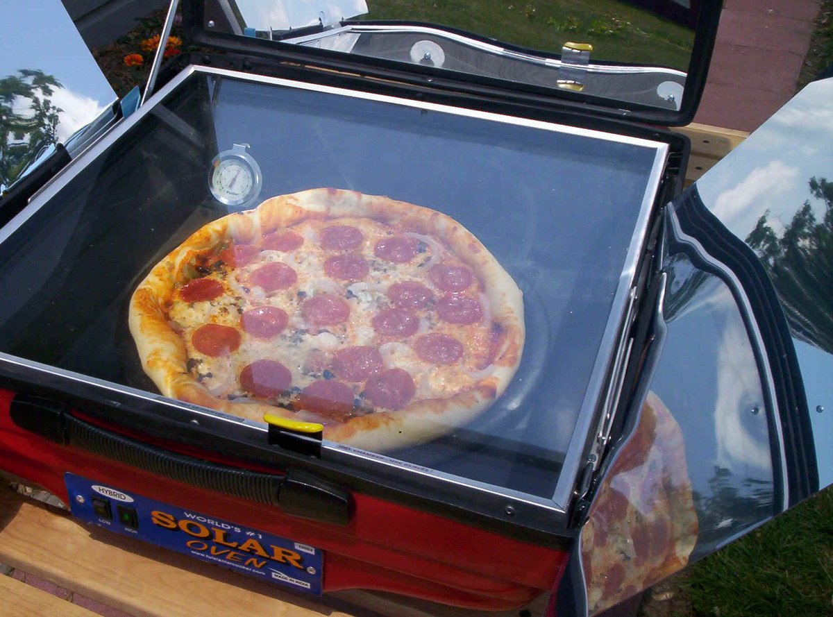 HME_Renewables's tweet photo. You can cook yummy food using #SolarOvens #EarthDay #SolarPower Why not give it a go!? #solarcook http://t.co/4RswspIZzy