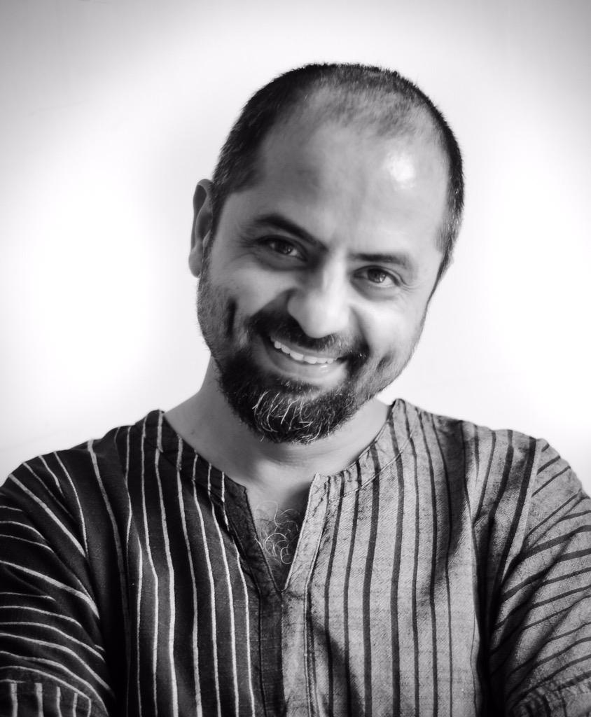 DevrajSanyal's tweet photo. The coolest article on #NetNeutrality by @RanjanMalik http://t.co/NWoipc0iH1 http://t.co/PcJA5WAVrI