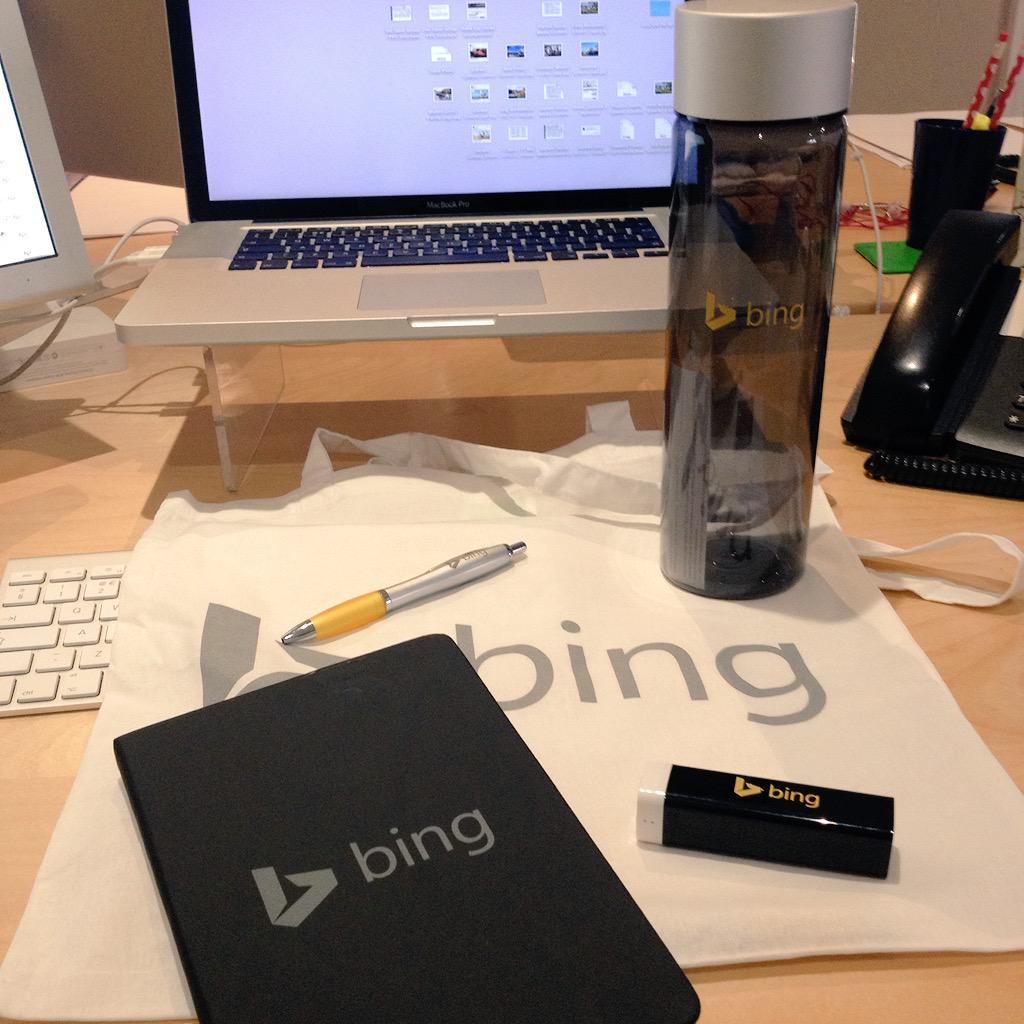 AliceClicky's tweet image. 😍 thanks @vikasar for the goodies!