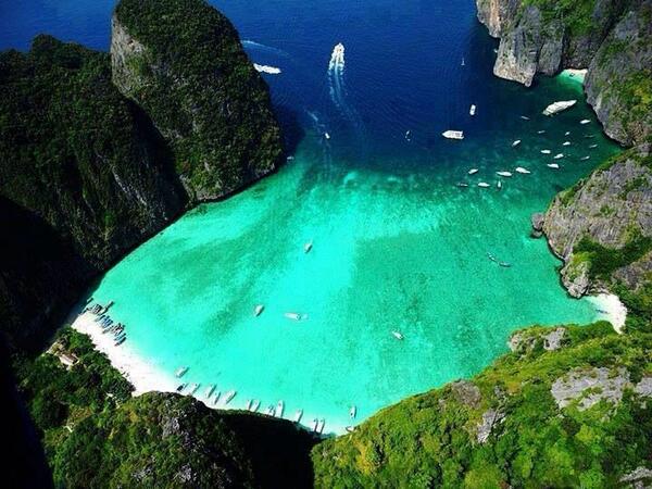 earthposts's tweet photo. Krabi, Thailand from above. WOW! http://t.co/XsiIehENuZ