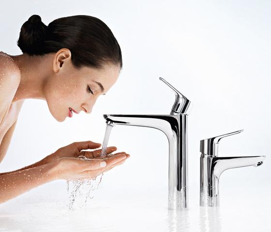 Mamejora's tweet photo. #Griferías que harán que tus #baños brillen con personalidad propia. @Ecija_Sevilla 
¡Consulta nuestra gama! http://t.co/dHVP05KiTH