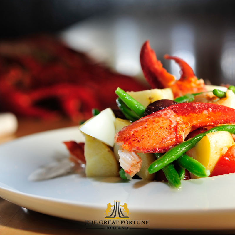 greatfortuneist's tweet photo. We are waiting you for tasting the delicious foods in the soothing atmosphere of our restaurant. #food #lunch http://t.co/YakBx3ZQKC