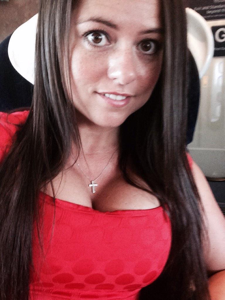 This is what happens when you put the wrong bra on with your lucky red  dress 🙈OMG if they didn't stand out enough! KD, image size:768x1024
