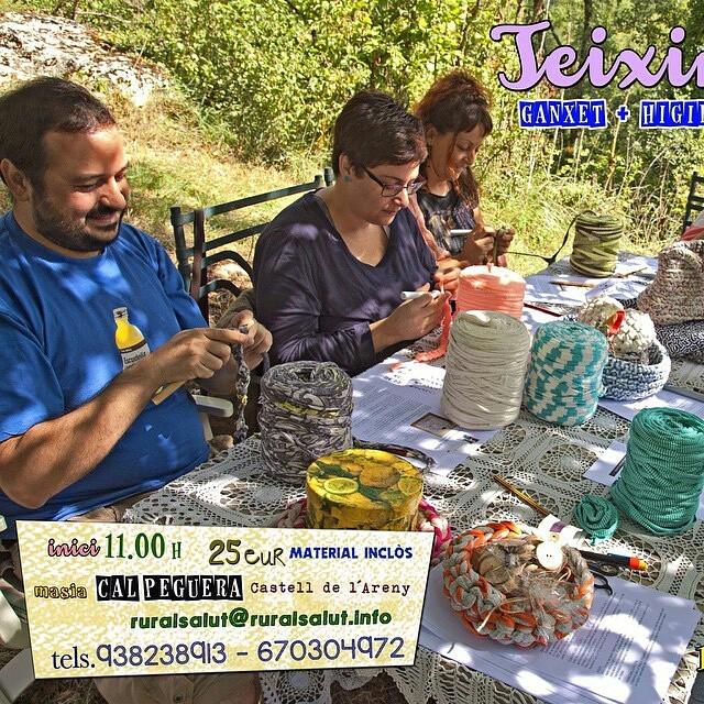 Mujeres_Live's tweet photo. ¡Ya tienes plan familiar para el fin de semana!
Con @ruralsalut
🔹🔹🔹
#Regrann from @ruralsalut -  Domingo 26 d'abril… http://t.co/uWZx7i9h4k