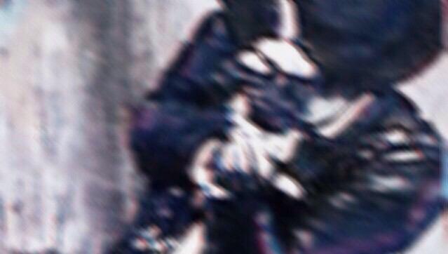 yycmp's tweet photo. 》　💍💜

.

　　　口づけ　何て

⇆

　　　　　唯　の　　遊び　　？

.
　　　rrrrt

　　　　　“　💎　”

　　　　　　　　　kisss

⇆

　　　A ge　21

　　　　　　　　》》💋 xoxo .. http://t.co/JnUEDxQ0FG