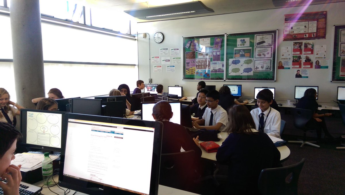 ilondonacademy's tweet photo. #StarsOfLondonAcademy Digital Creativity at its peak
#FacultyofComputerScience @ilondonacademy @DellUK @Paddymcgrath http://t.co/nd9HGV8h67