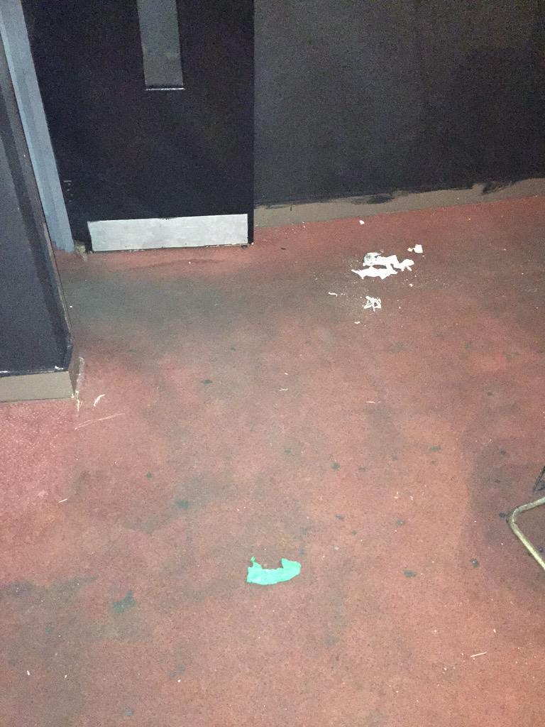 DreamCleanClear's tweet image. Call for a free no obligation quote. 

Before and after.