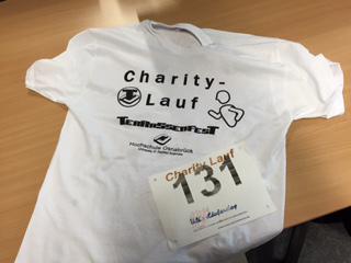 nerdbox_it's tweet photo. Das NerdBOX:Büro hat mal wieder alles für den guten Zweck gegeben. 7km-38:49 http://t.co/cumh5QxBLL