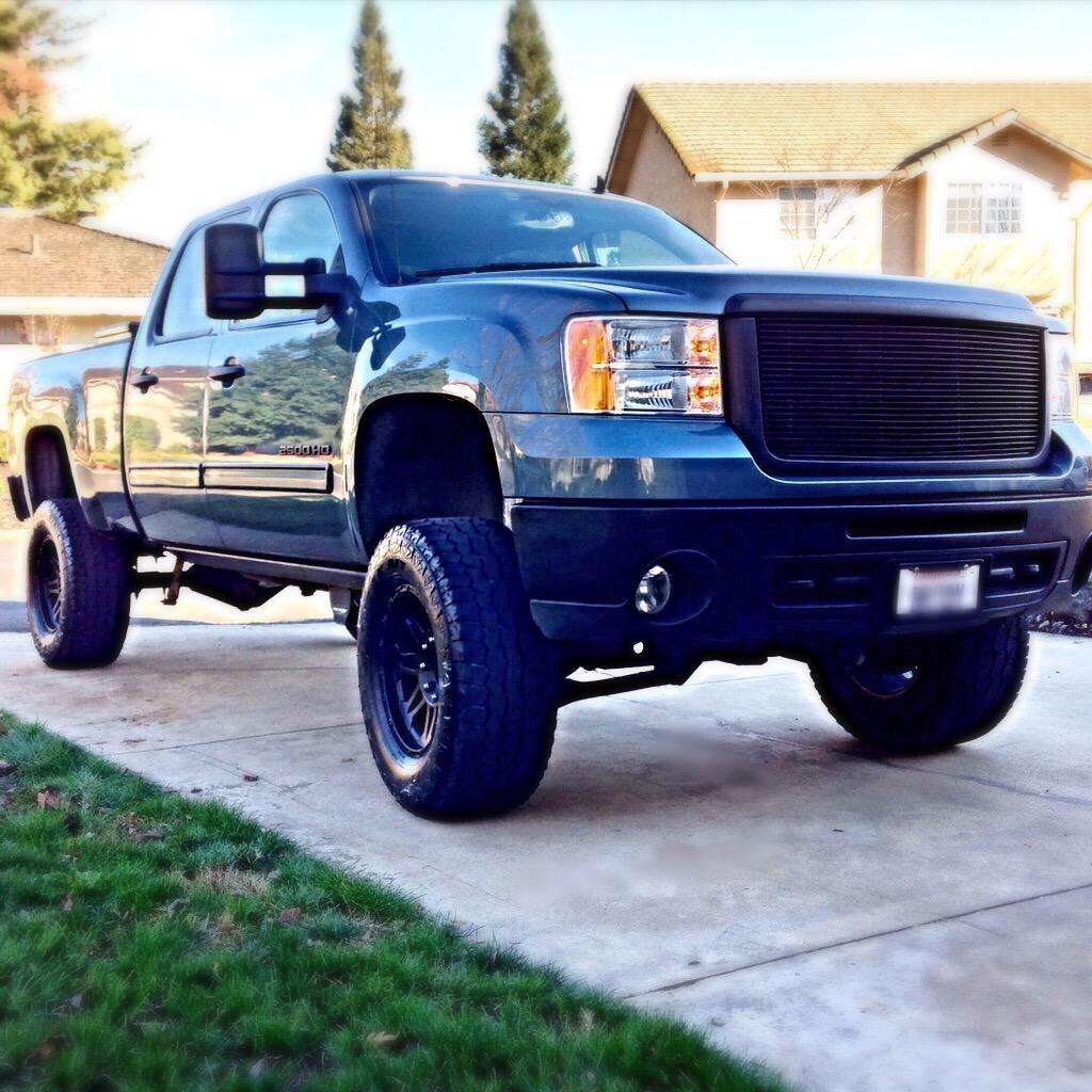 duramaxjunkies's tweet photo. LMM with efi live owned by @br7dy http://t.co/fYZznoKHed