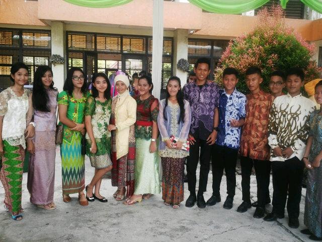 mayangsrp's tweet photo. Kartini days! #latepost http://t.co/fpS82k9uCL