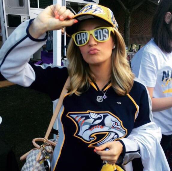 jrams774's tweet photo. #wcw #ButGoHawks 😜 http://t.co/2erRhlrr9N