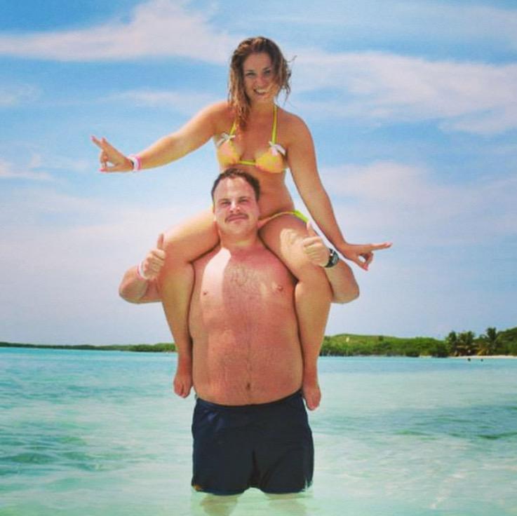 skippylou_2's tweet photo. In need of a holiday #takemeaway #topboyfriend @welshbigdawg http://t.co/5NJj9cPcau
