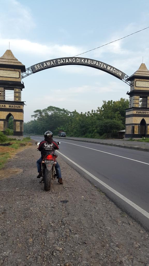 arif_cadel's tweet photo. Mojokerto n madiun http://t.co/b9Ai8ISjox