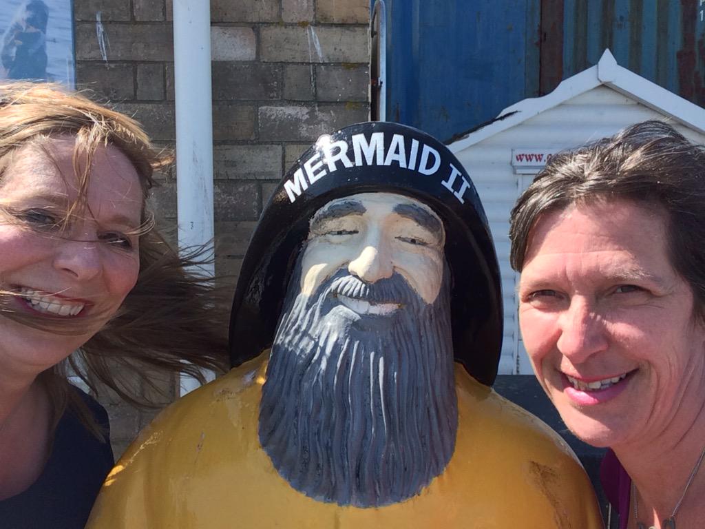 whizzylaw's tweet photo. #odddaysout #74 in a series of many @clarriscornwall @FGW not at a stakeholder day! Still good though #Cornwall http://t.co/7IT6AbJUYg