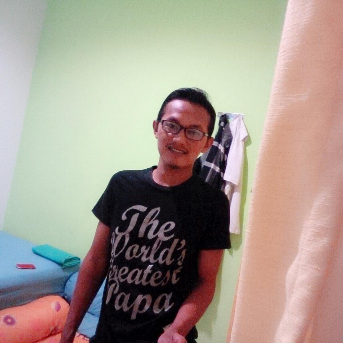 Zaid_BB86's tweet photo. #theworld'sgreatestpapa http://t.co/yjuAevGPQr