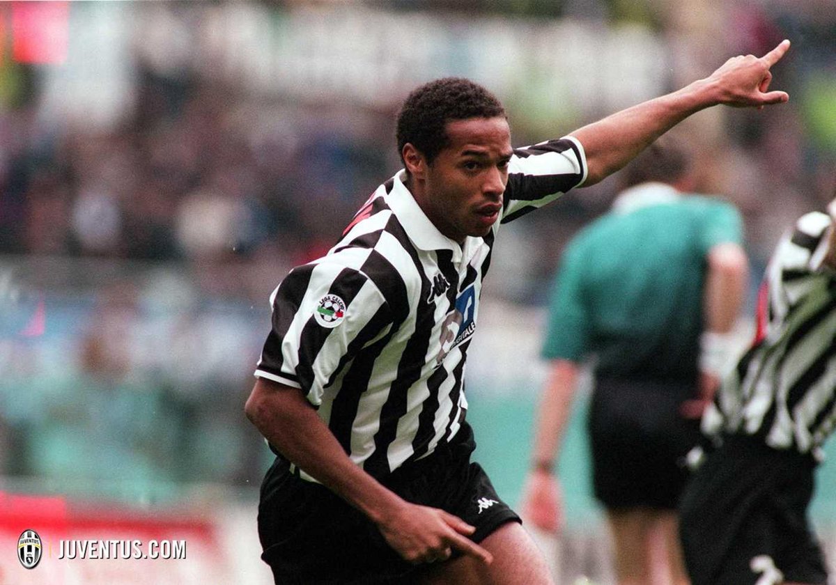 juventusfcen's tweet photo. .@ThierryHenry is one of 19 French stars to have played for the Bianconeri: http://t.co/TW44ffqTu6 #MonacoJuve #UCL http://t.co/ogIf7GAYjc