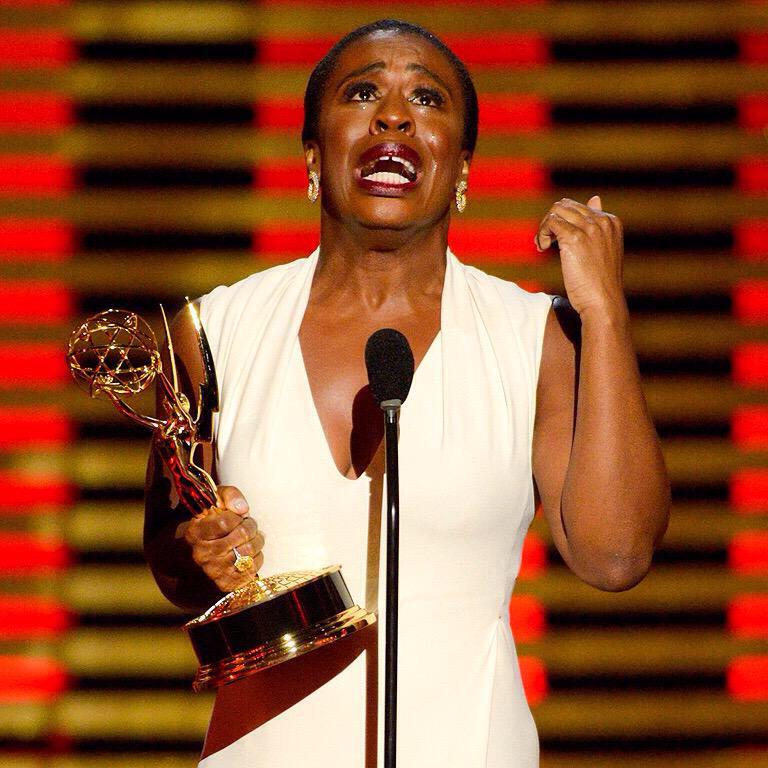 Hey_Syri's tweet image. When your tweet gets more than 20 retweets